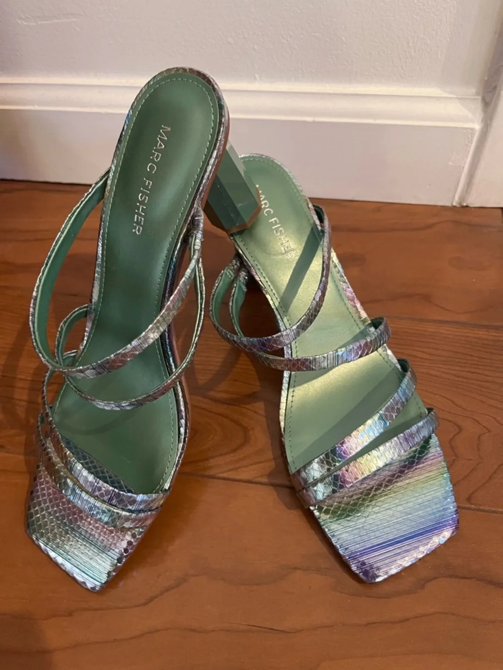 Marc Fisher Women’s Kristin Slip On Strappy Heeled Sandals Size 8M Multi Color